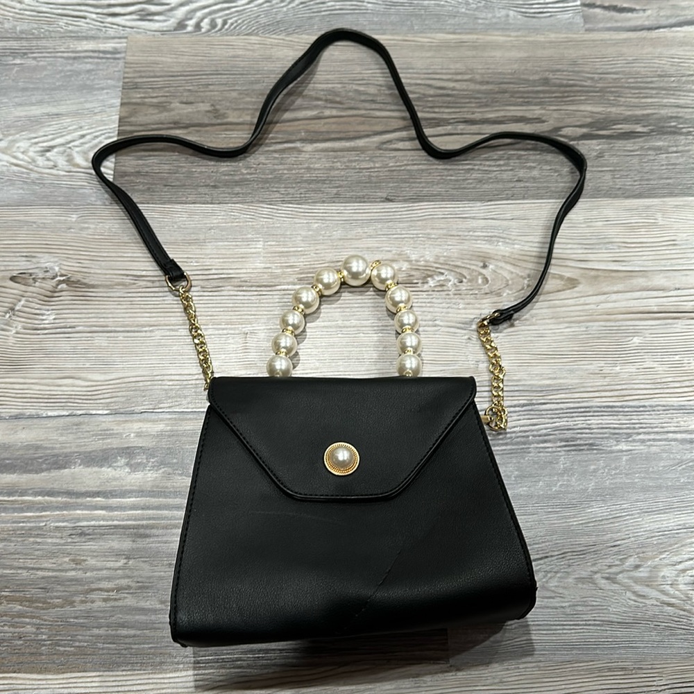 Just Fab Black bag with pearl handle